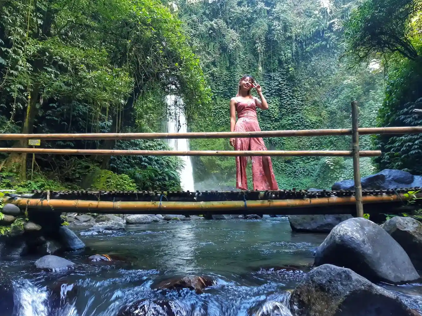 tips for photography and visit in nungnung waterfall bali