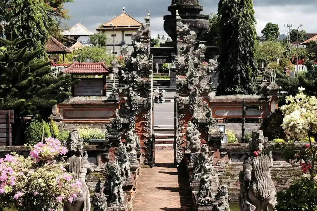 statue in denpasar bali