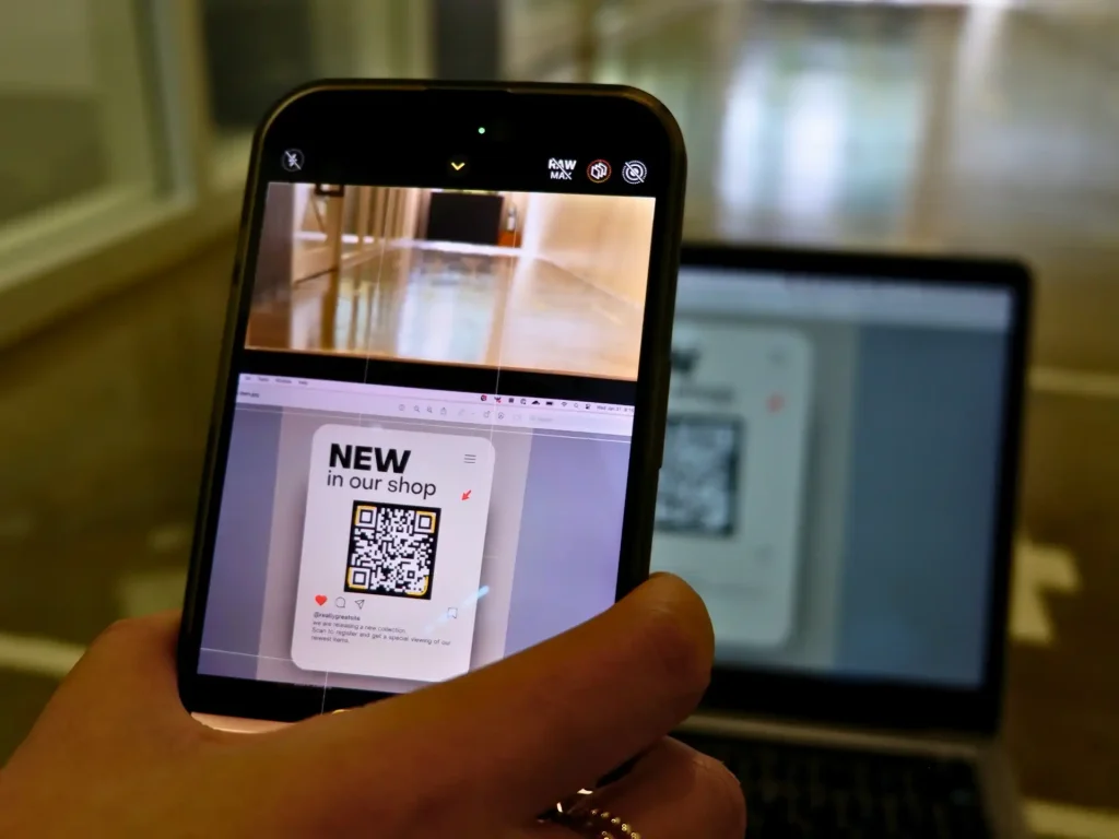 how foreigns using Qris digital payment in bali